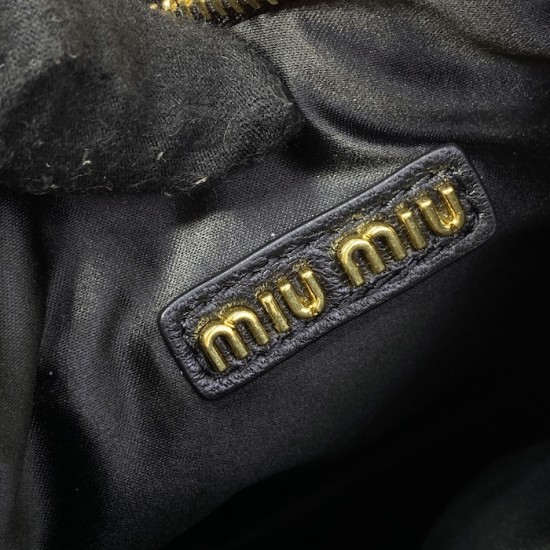 Replica Miu Miu Wander hobo bag - perfect clone with triangle logo