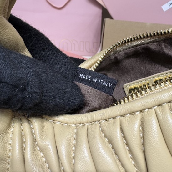 Replica Miu Miu Soy Green Wander hobo bag - perfect clone with triangle logo