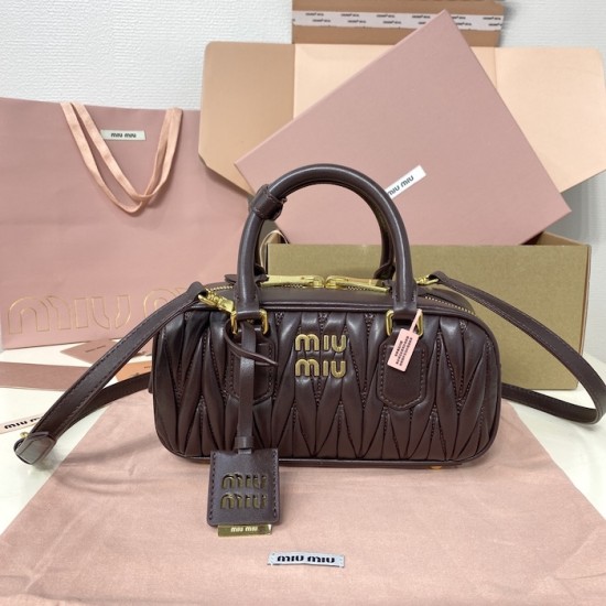 Replica Miu Miu Briarwood Arcadie Bag - 1:1 Quality | miumiureplica.com Replica Miu Miu Briarwood Arcadie Bag Front View