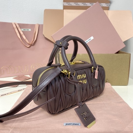 Replica Miu Miu Briarwood Arcadie Bag - 1:1 Quality | miumiureplica.com Replica Miu Miu Briarwood Arcadie Bag Front View