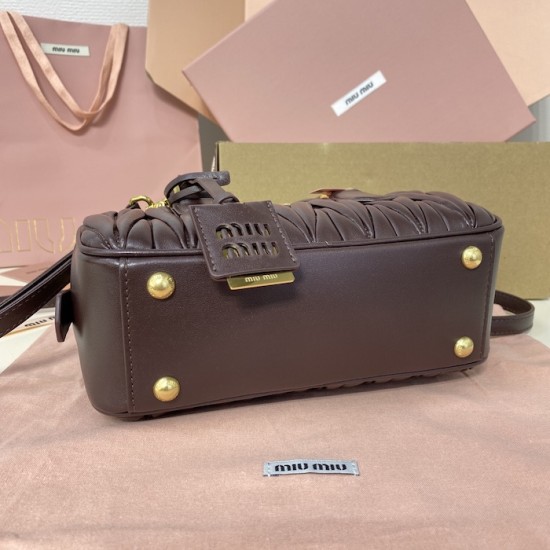 Replica Miu Miu Briarwood Arcadie Bag - 1:1 Quality | miumiureplica.com Replica Miu Miu Briarwood Arcadie Bag Front View