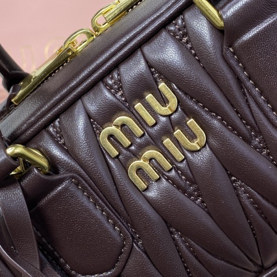 Replica Miu Miu Briarwood Arcadie Bag - 1:1 Quality | miumiureplica.com Replica Miu Miu Briarwood Arcadie Bag Front View