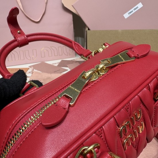 Replica Miu Miu Red Arcadie Bag - 1:1 Quality | miumiureplica.com Replica Miu Miu Red Arcadie Bag Front View
