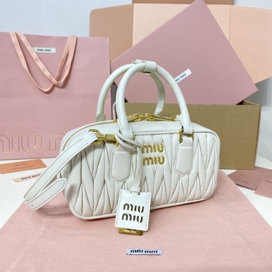 Replica Miu Miu White Arcadie Bag - 1:1 Quality | miumiureplica.com Replica Miu Miu White Arcadie Bag Front View