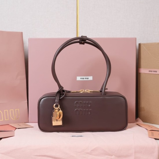 AAA Fake Miu Miu Briarwood Beau Bag| miumiureplica.com Replica Miu Miu Briarwood Beau leather bag - perfect clone with triangle logo