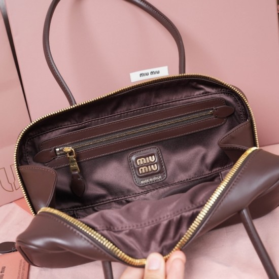 AAA Fake Miu Miu Briarwood Beau Bag| miumiureplica.com Replica Miu Miu Briarwood Beau leather bag - perfect clone with triangle logo