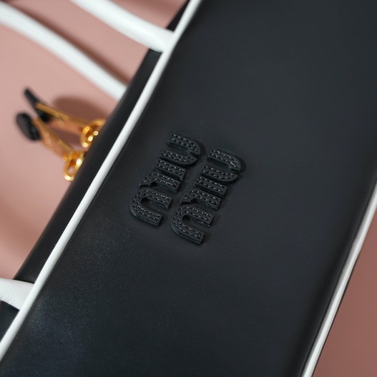 AAA Fake Miu Miu Black Beau Bag| miumiureplica.com Replica Miu Miu Black Beau leather bag - perfect clone with triangle logo